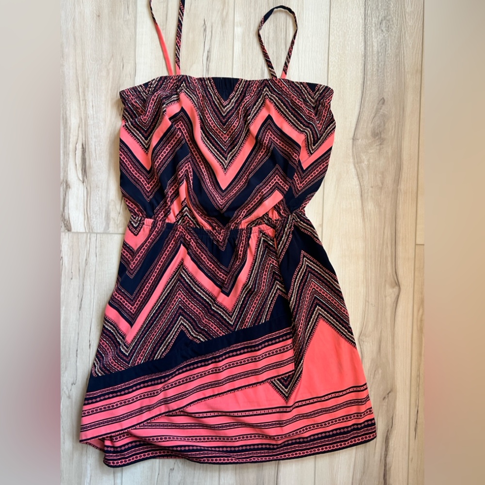 Express Strapless Dress in Pink and Black Chevron